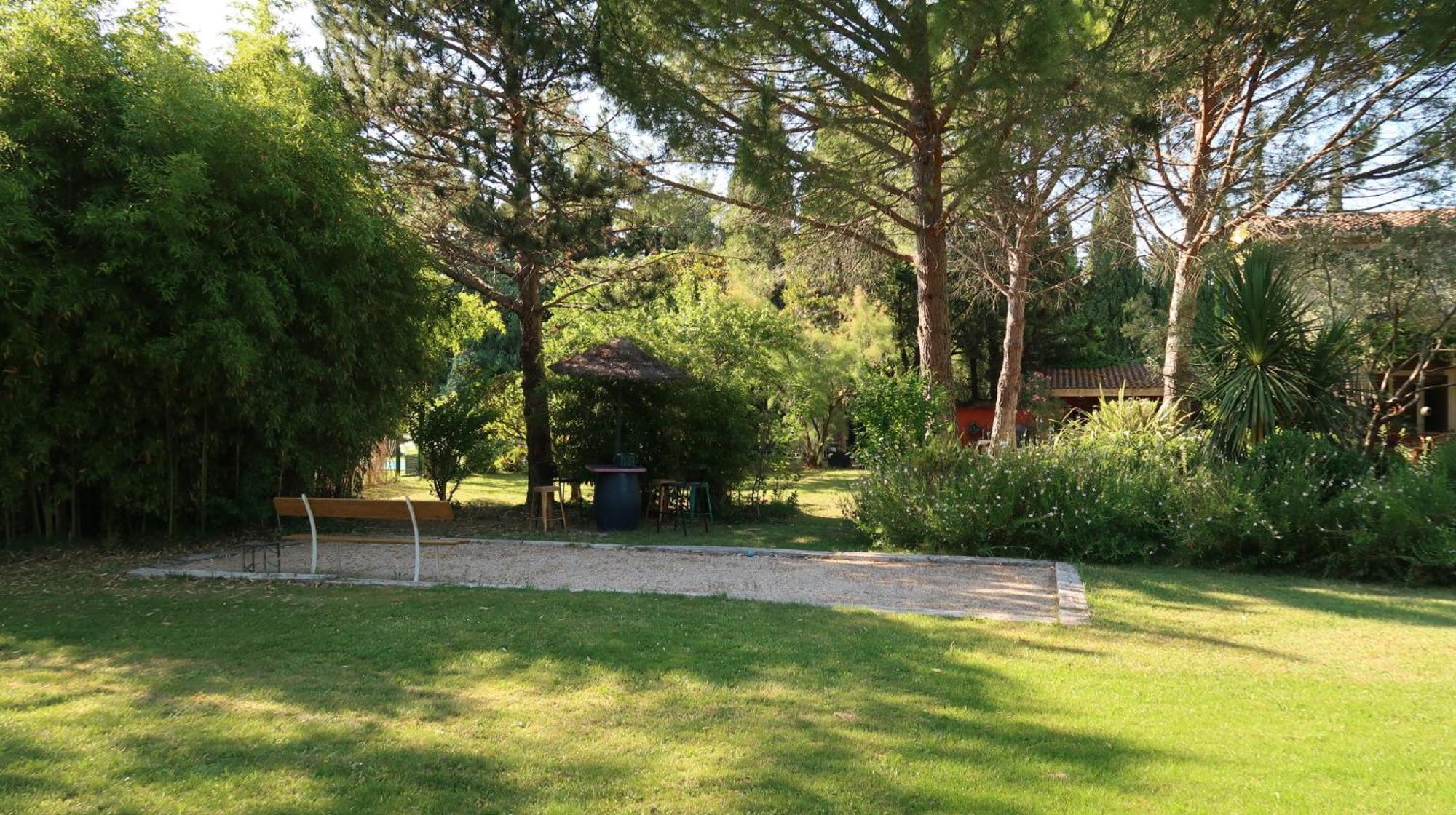 Mas La Pauline Gites De Charme & Roulotte Saint-Rémy-de-Provence Exteriör bild